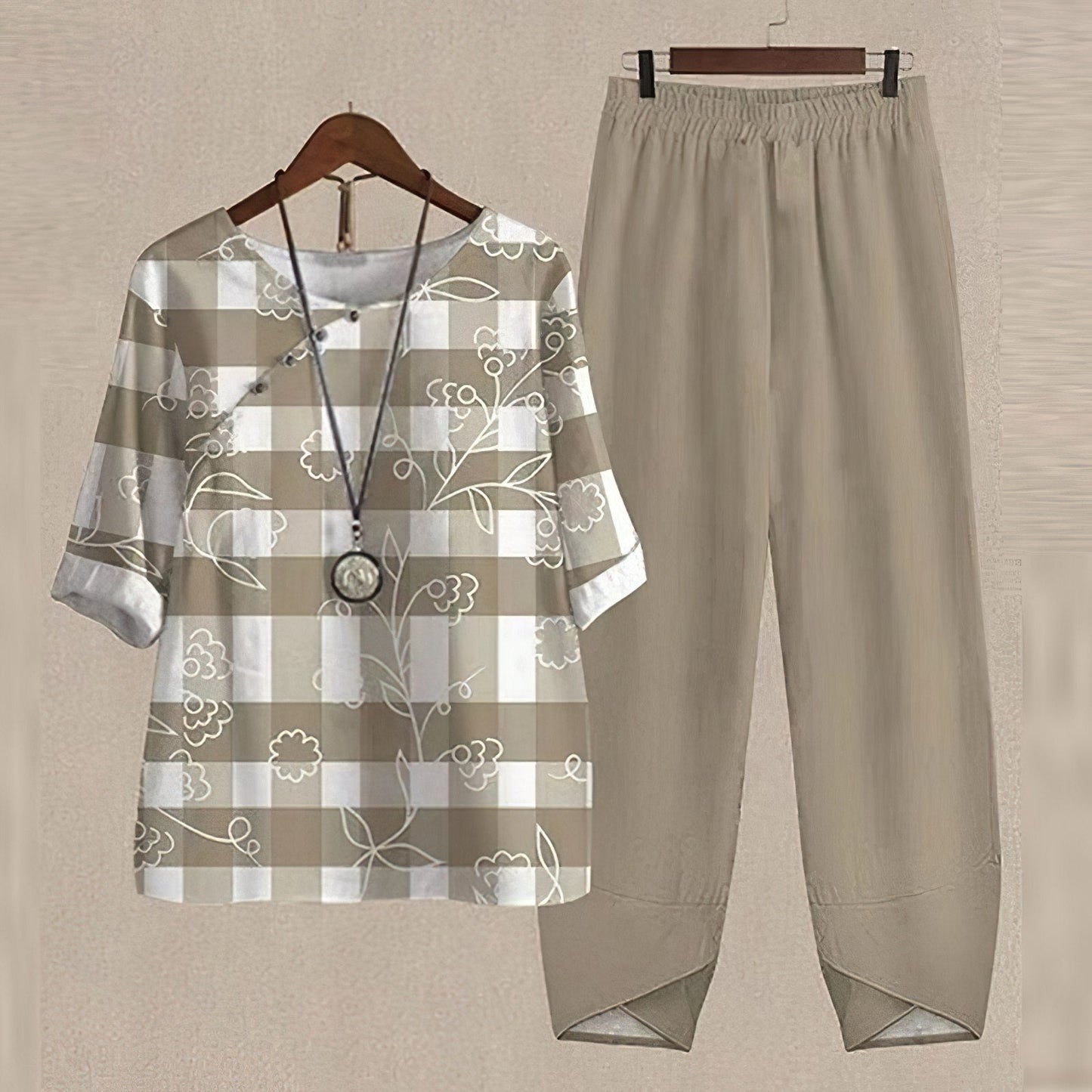 Ava | Women's Loungewear Butterfly Print Linen Two Piece Set 1