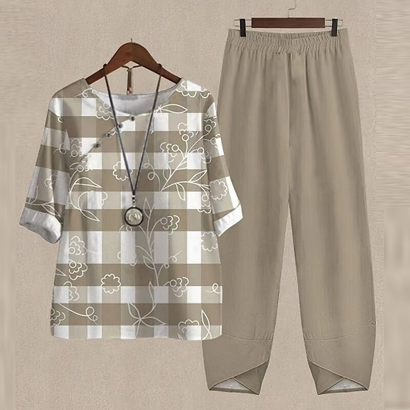Ava | Women's Loungewear Butterfly Print Linen Two Piece Set 1